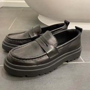 Zara Womens Loafers Size 36